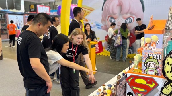 股巢配资 当“不想长大”遭遇“可爱的力量”！约万名海外客商奔赴中国玩具展